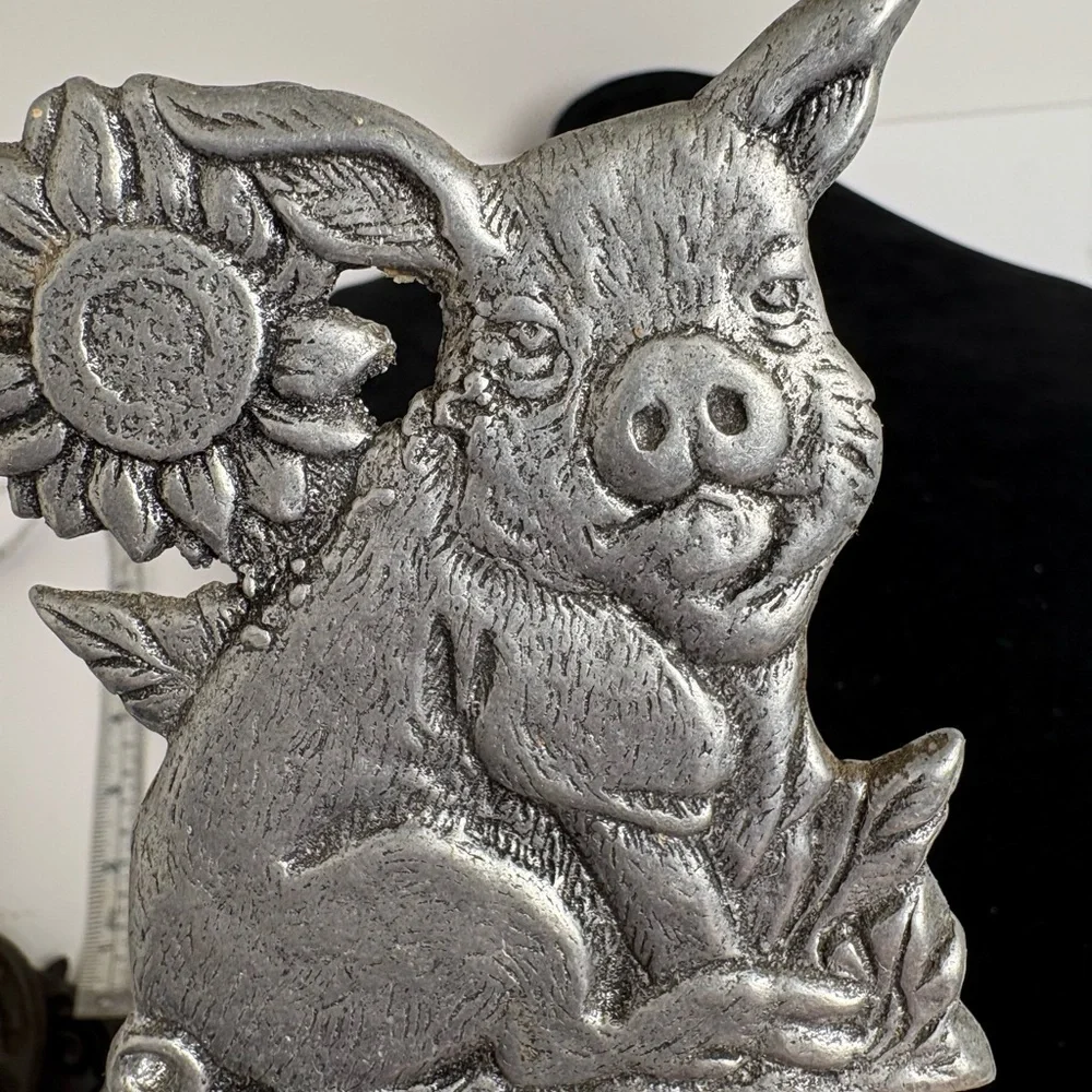 Vintage Carson Pewter Pig with Sunflower Wall Hook